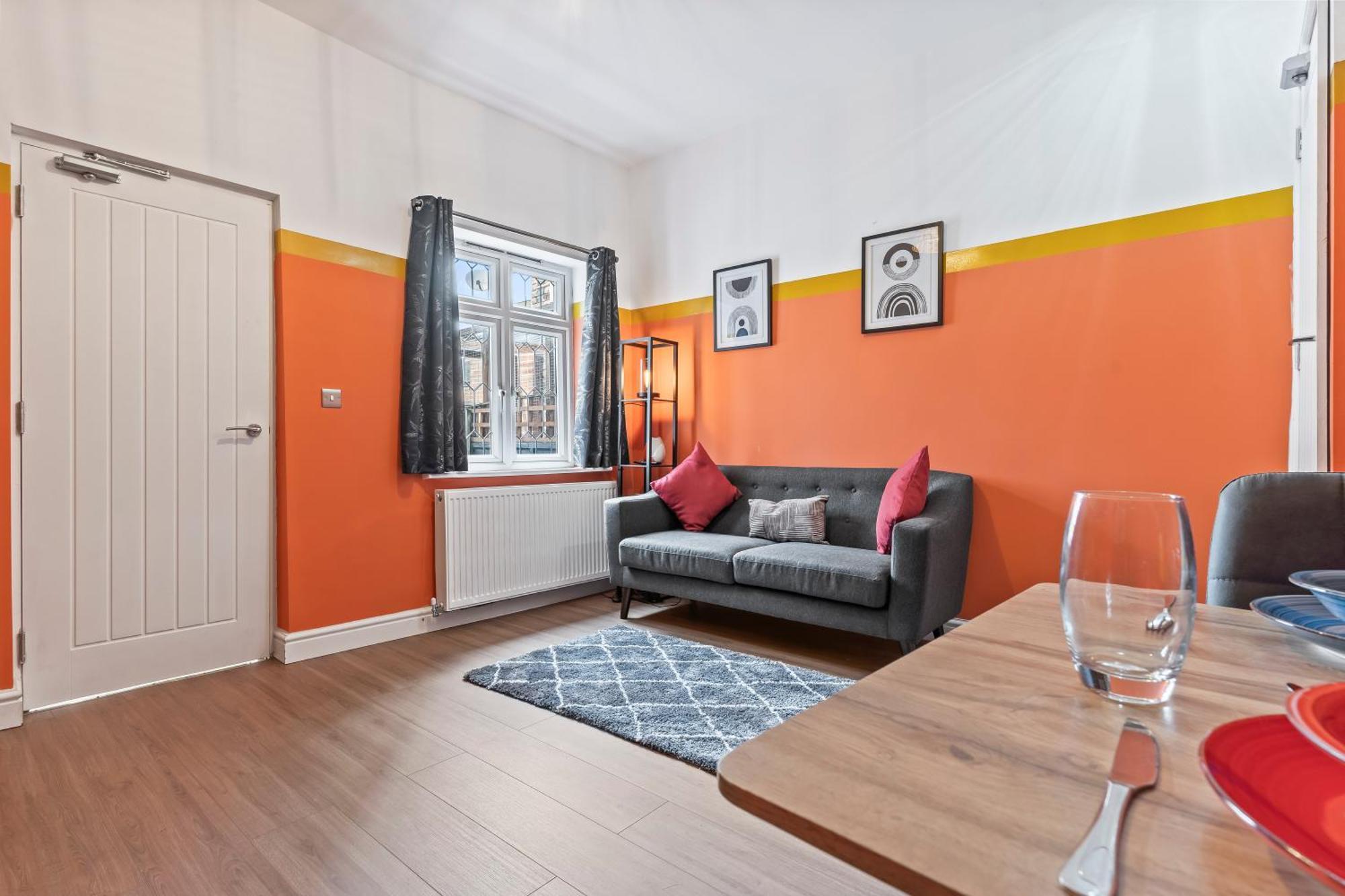4 Bedroom, 2 Bath In Newcastle Town Centre Exterior foto