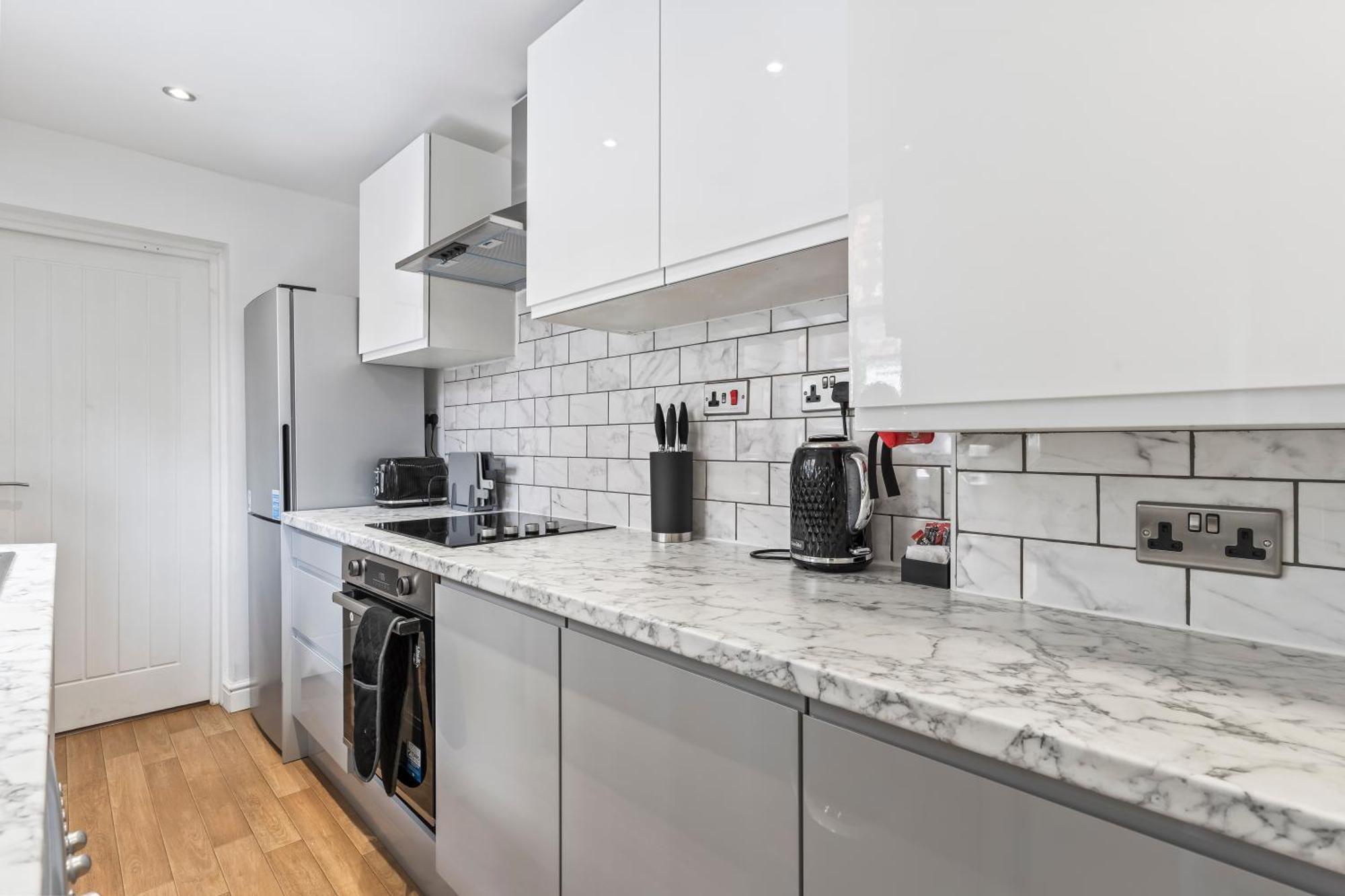 4 Bedroom, 2 Bath In Newcastle Town Centre Exterior foto