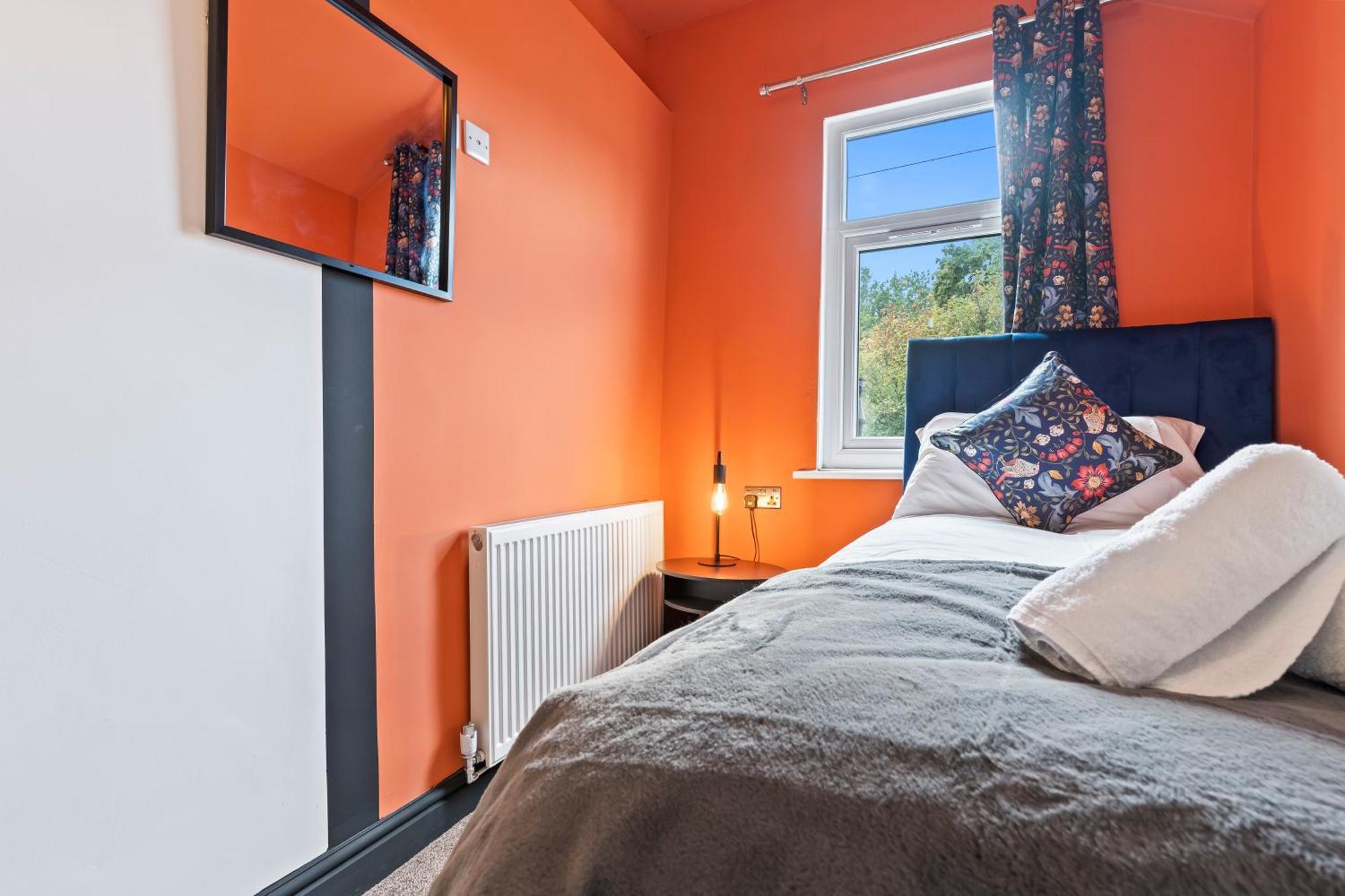 4 Bedroom, 2 Bath In Newcastle Town Centre Exterior foto